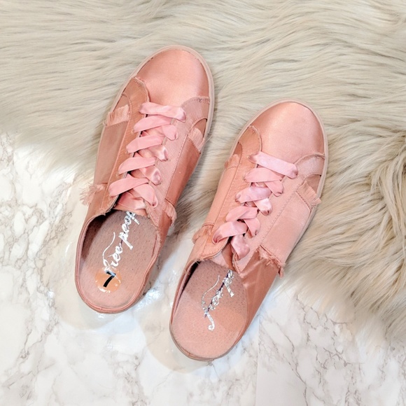 FREE PEOPLE Naples Slip-On Sneaker Pink Satin - Picture 5 of 6